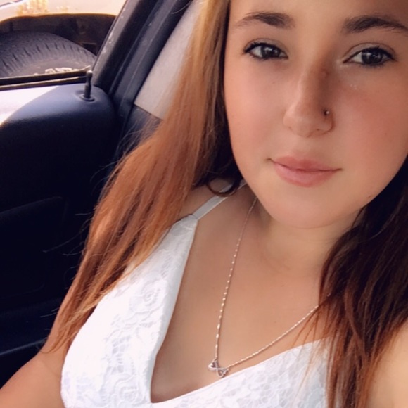 Meet your Posher, Megan - Picture 1 of 1